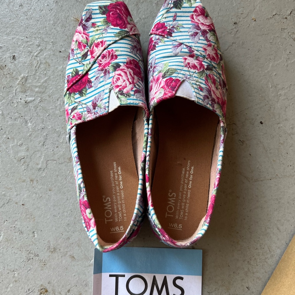 Toms Canvas Floral Stripe Size 6.5